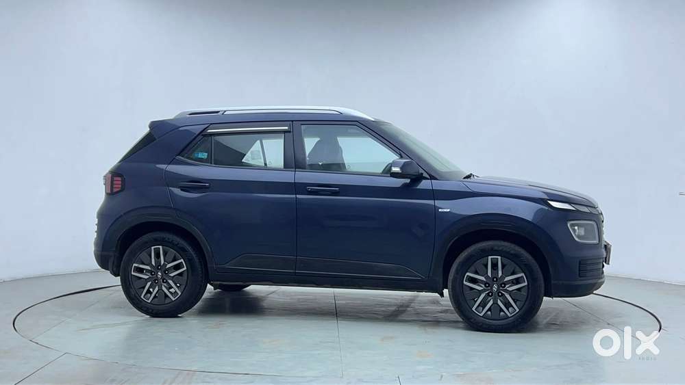 Hyundai Venue 1.0 S (o) Turbo Dct, 2023, Petrol
