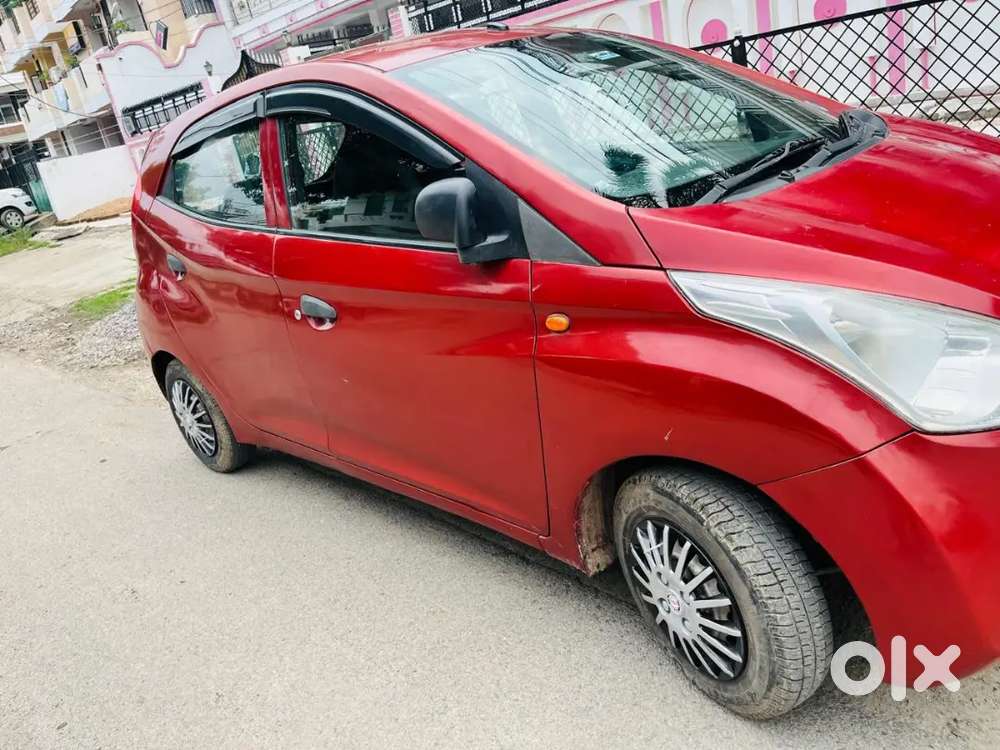 Hyundai Eon Magna+ Cng Is In Excellent Condition