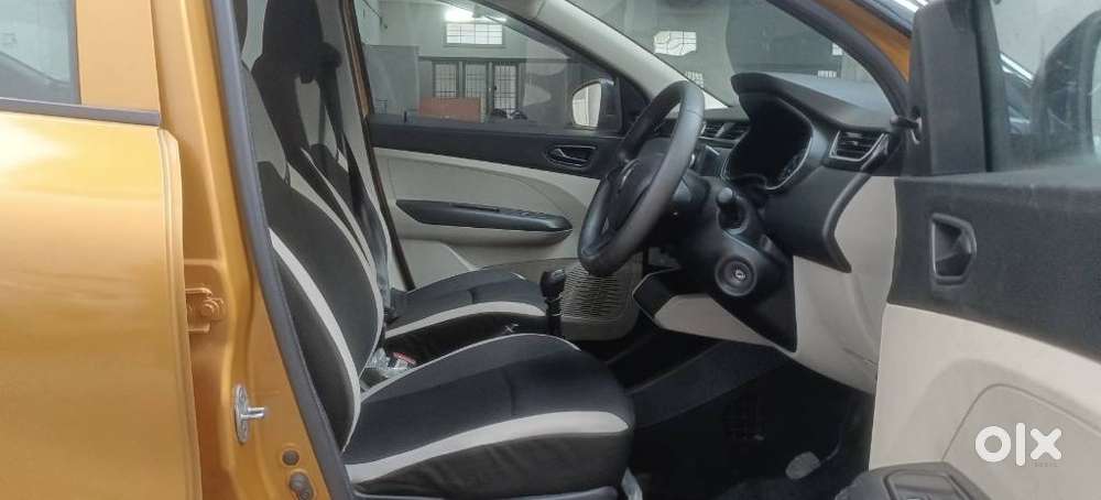 Renault Triber Rxl, 2021, Petrol