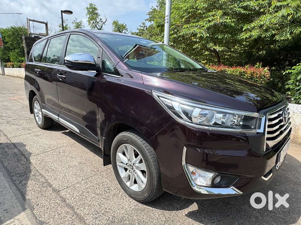 Toyota Innova Crysta 2016