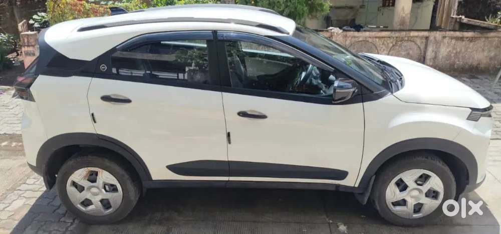 Tata Nexon 2024 Petrol 19000 Km Driven