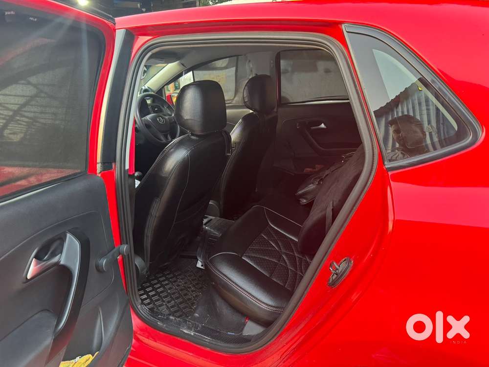 Volkswagen Polo 2016 Car