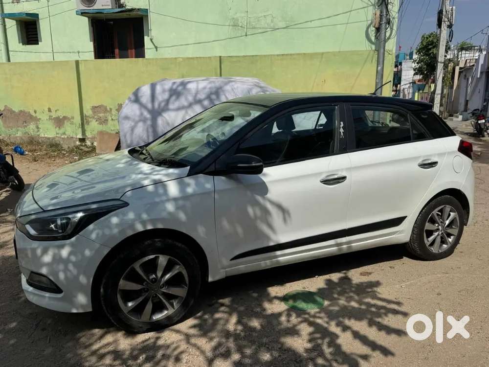 Elite I20 Diesel-hatchback