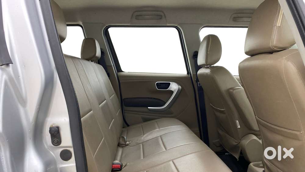 Mahindra Tuv 300 Mhawk100 T8, 2017, Diesel