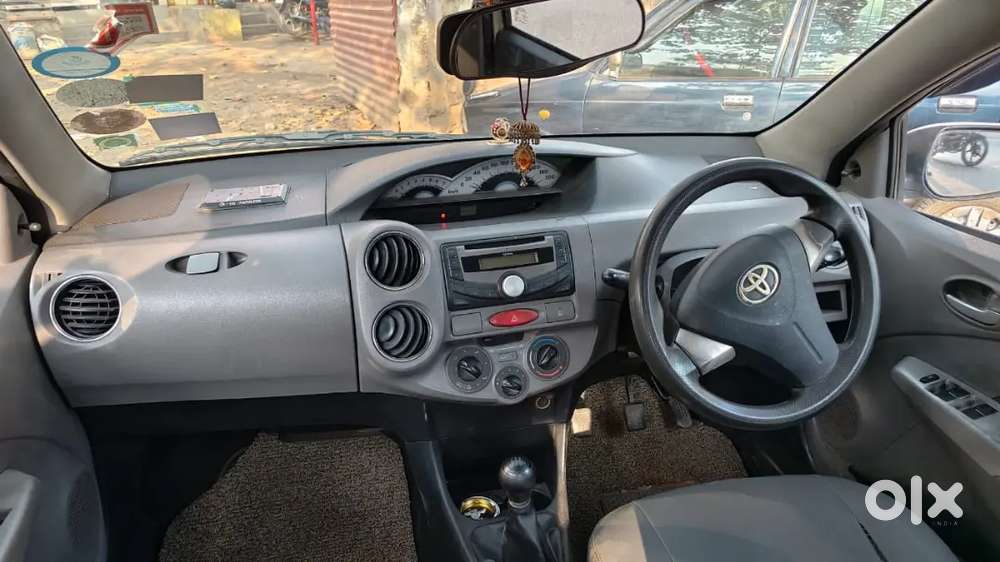 Toyota Etios 2011 Petrol Well Maintained