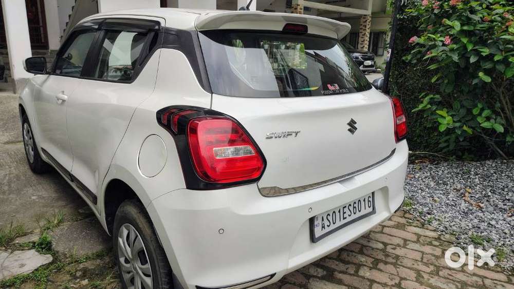Maruti Suzuki Swift 1.2 Vxi (o), 2021, Petrol