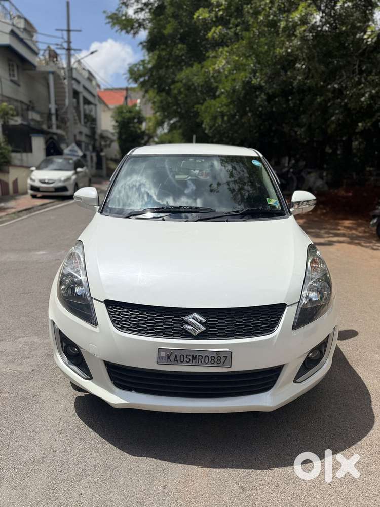 Maruti Suzuki Swift Vxi Optional, 2015, Petrol