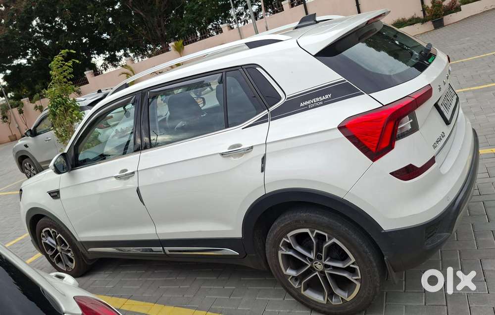 Skoda Kushaq 1.0 Tsi Style At (6 Airbags), 2023, Petrol