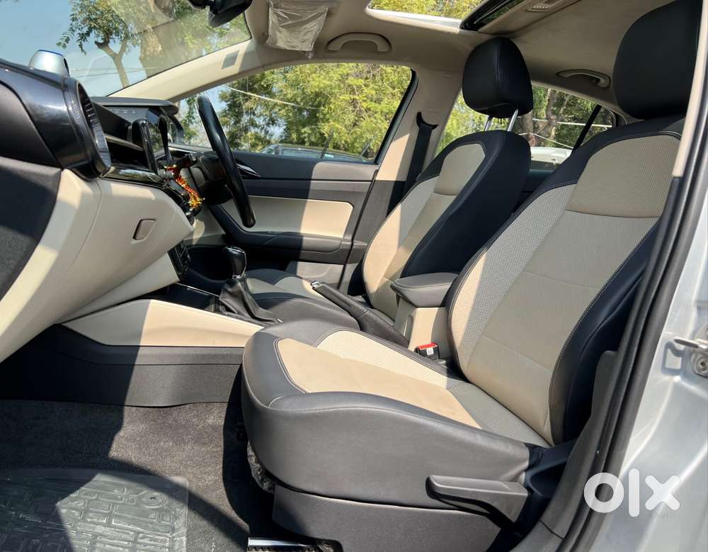 Skoda Slavia 1.0 Tsi Style, 2022, Petrol