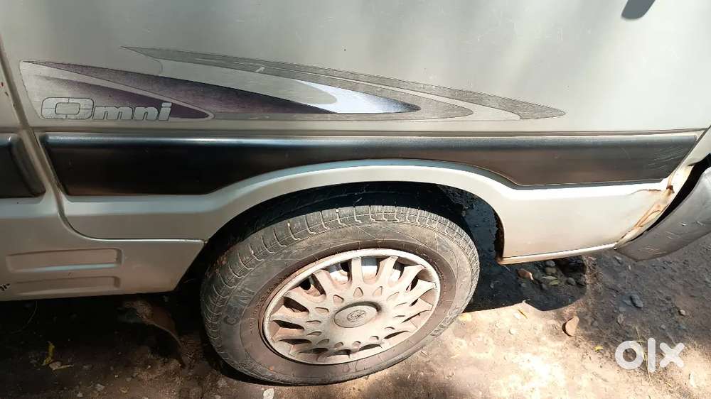 Maruti Omni Bsii