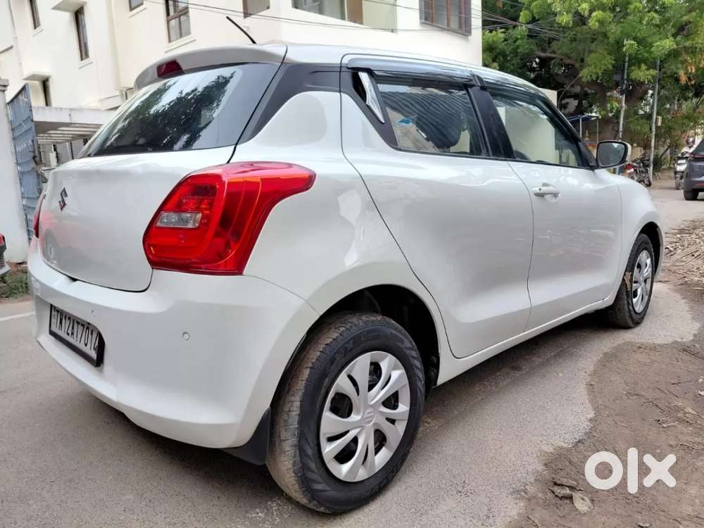 Maruti Suzuki Swift Vxi, 2022, Petrol