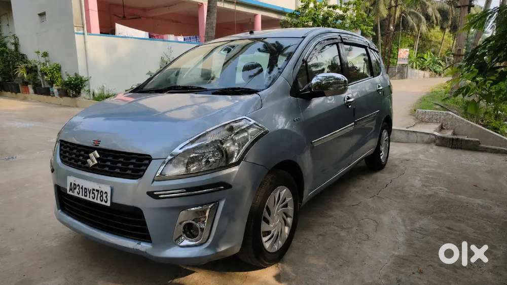 Maruti Suzuki Ertiga Vxi Petrol 2012