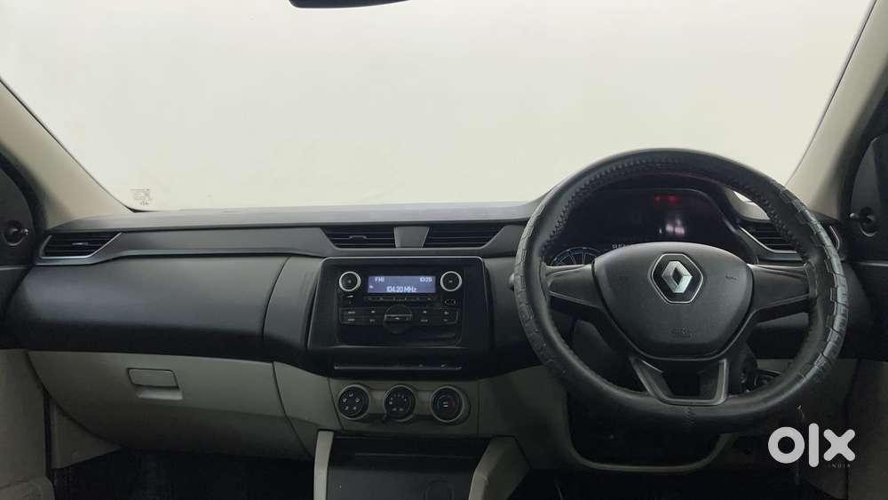 Renault Triber Rxl, 2023, Petrol