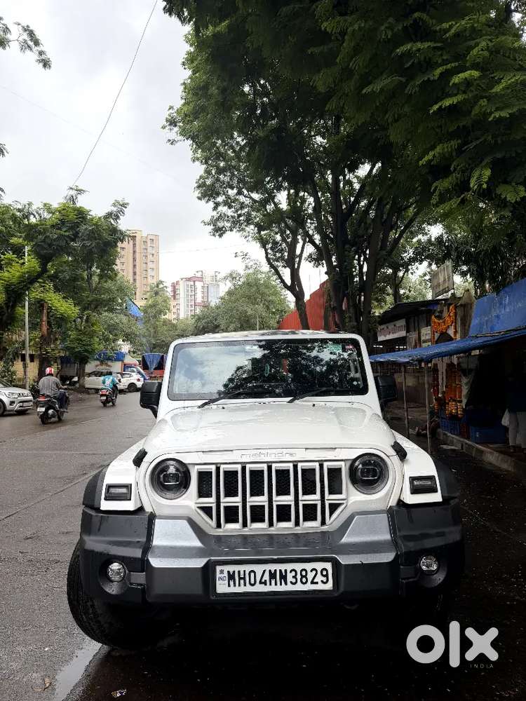 Mahindra Thar Roxx Petrol 2025