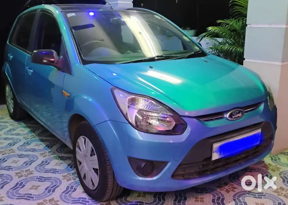Ford Figo Diesel Zxi 2012