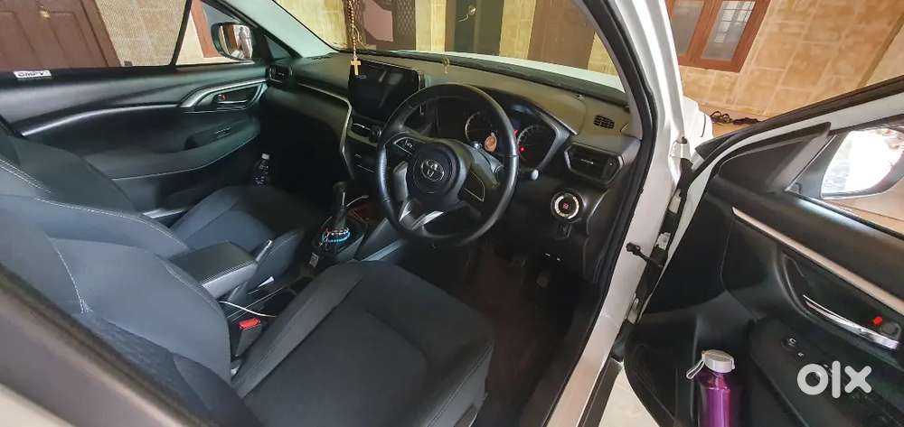 Toyota Urban Cruiser Hyryder 2023 Petrol 35500 Km Driven