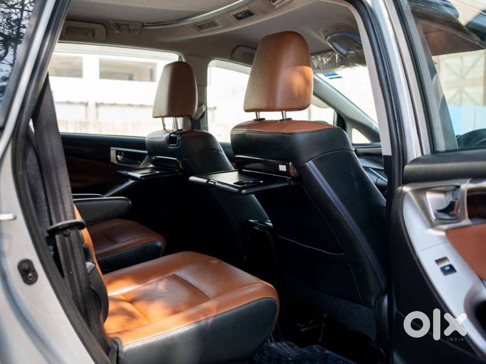 Toyota Innova Crysta 2.8z Automatic, 2021, Petrol