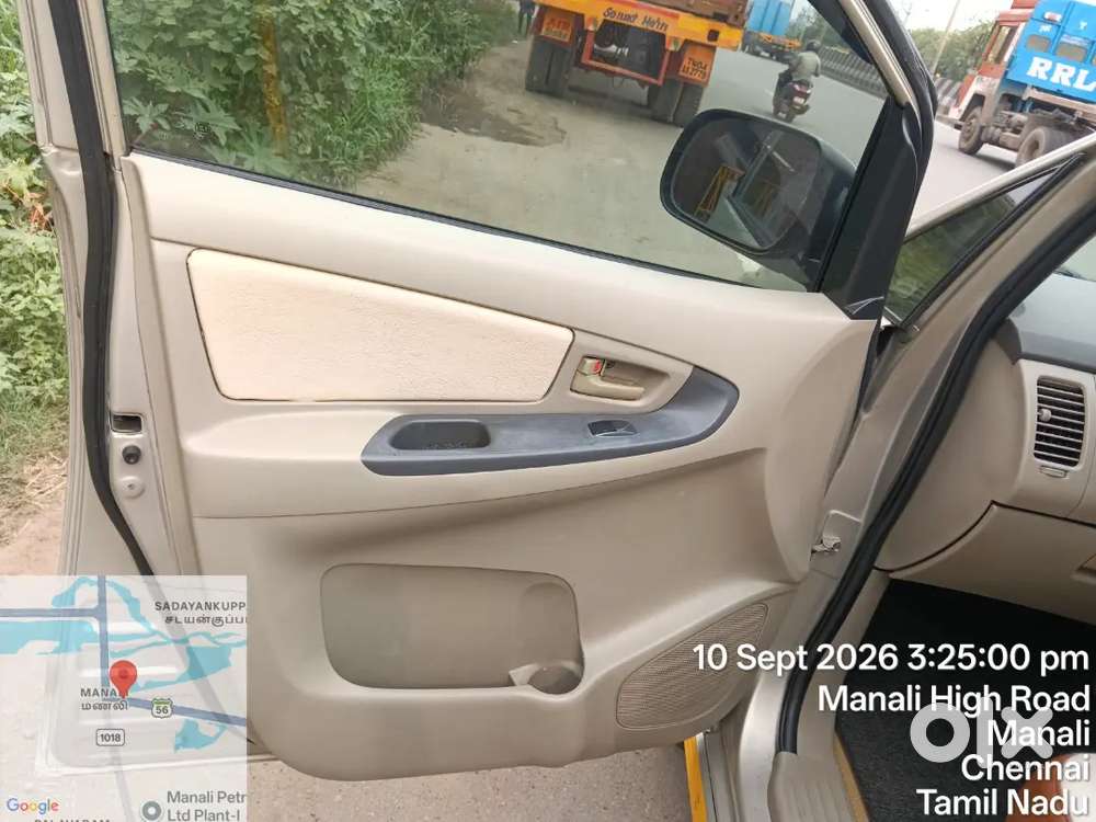 Toyota Innova 2013 8 Seater Diesel