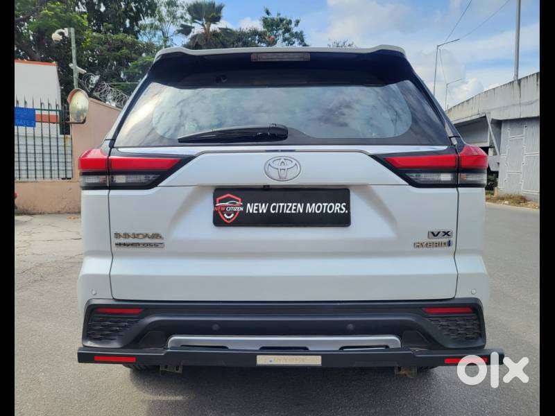 Toyota Innova Hycross 2.0 Vx Hybrid 7 Str, 2023, Petrol