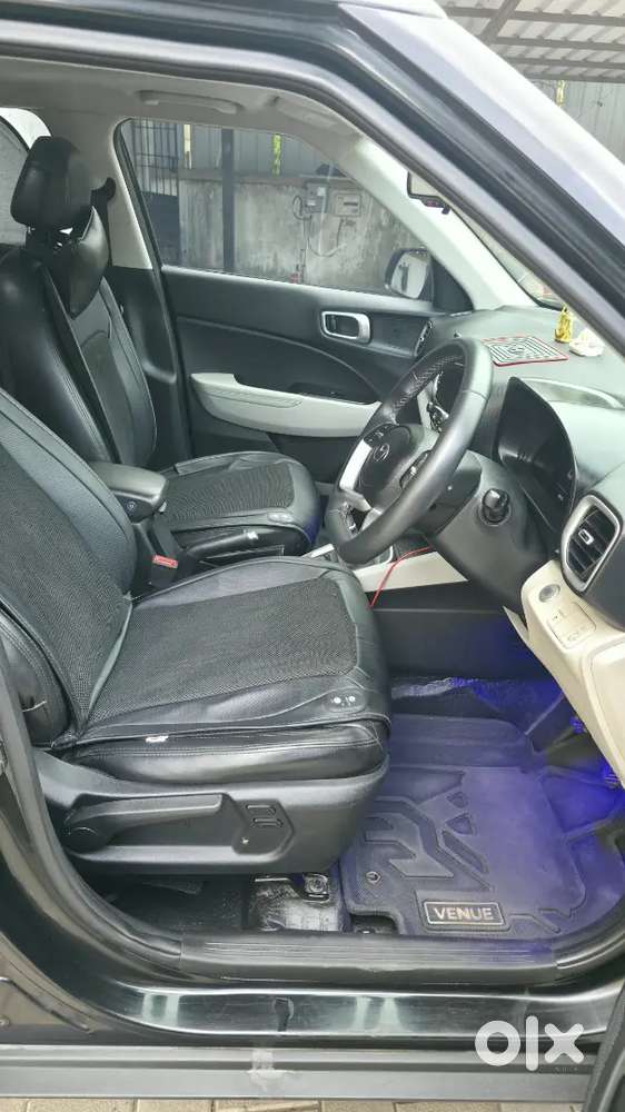 Hyundai Venue Sx(o) Diesel Manual  July 2022  First Owner  88k Kms
