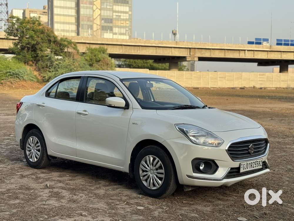 Maruti Suzuki Swift Dzire 1.2 Vxi Bsiv, 2017, Petrol
