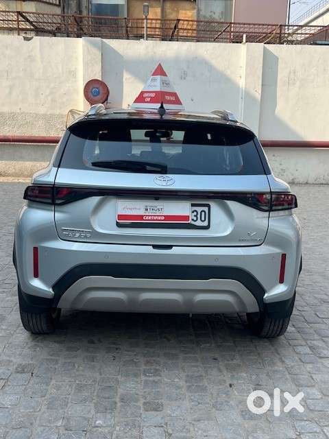 Toyota Urban Cruiser Taisor V 1.0 Petrol Mt, 2024