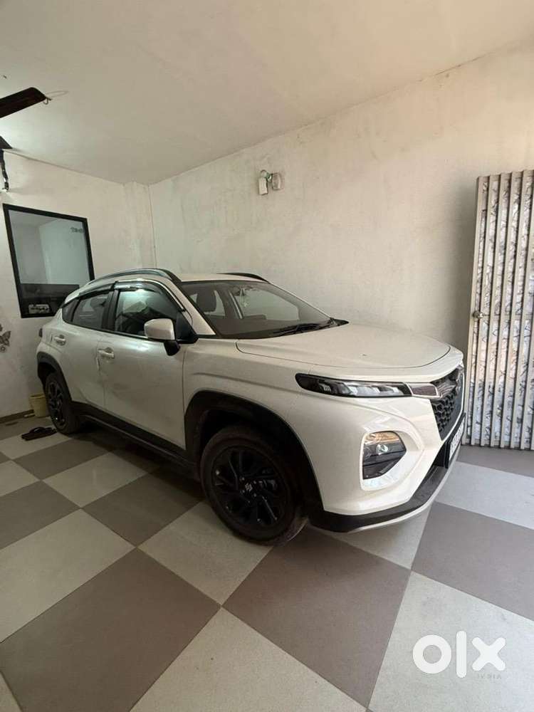 Maruti Suzuki Fronx 2024 Petrol Well Maintained