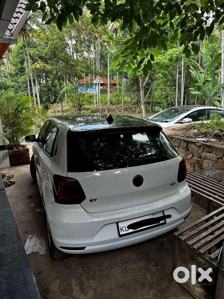 Volkswagen Polo Automatic 2015