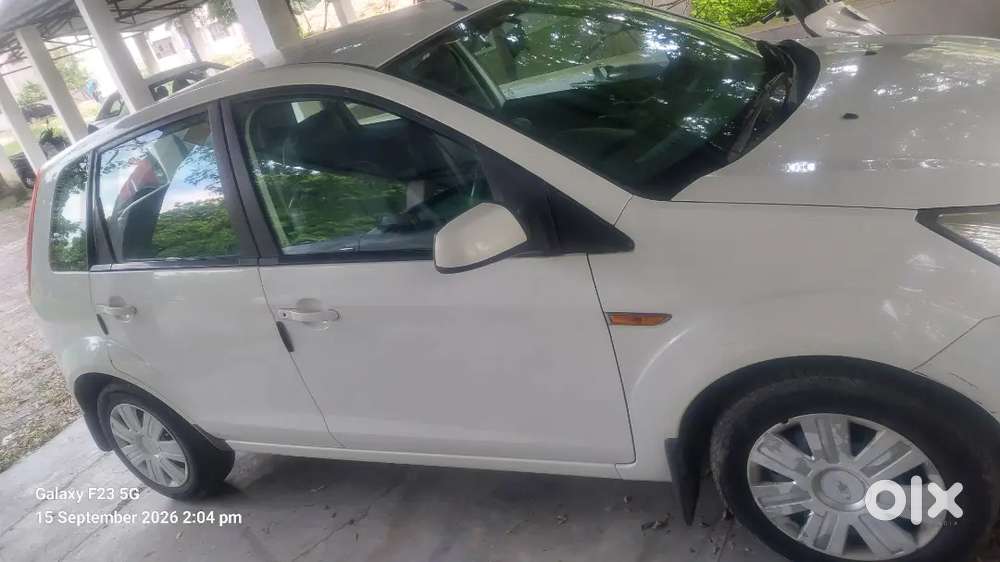 Ford Figo Zxi 1.2 Petrol 2012