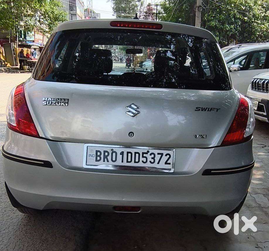 Maruti Suzuki Swift Vxi 1.2 Abs Bs-iv, 2017, Petrol