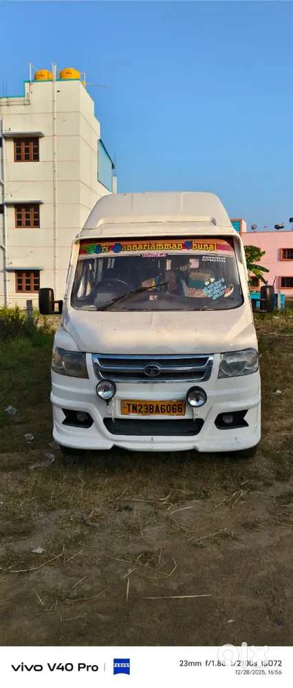 Force Motors Trax Cruiser 2012 Diesel 100000 Km Driven