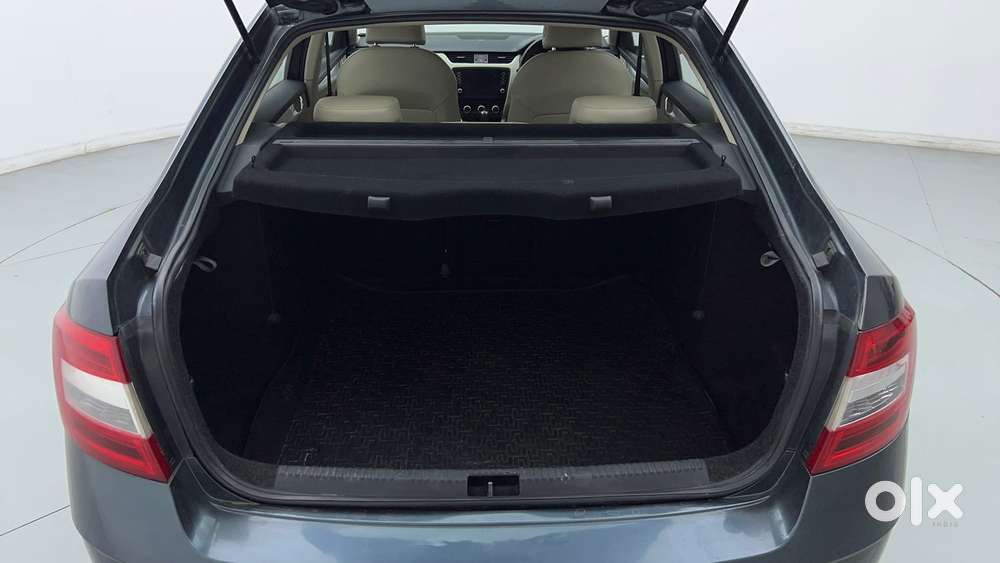 Skoda Octavia 1.8 Tsi Style At, 2017, Petrol