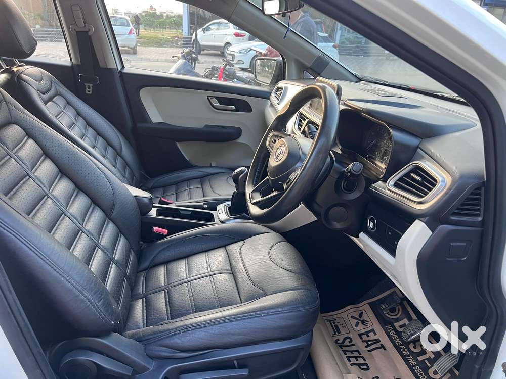 Tata Altroz 1.2 Xz (o), 2021, Petrol