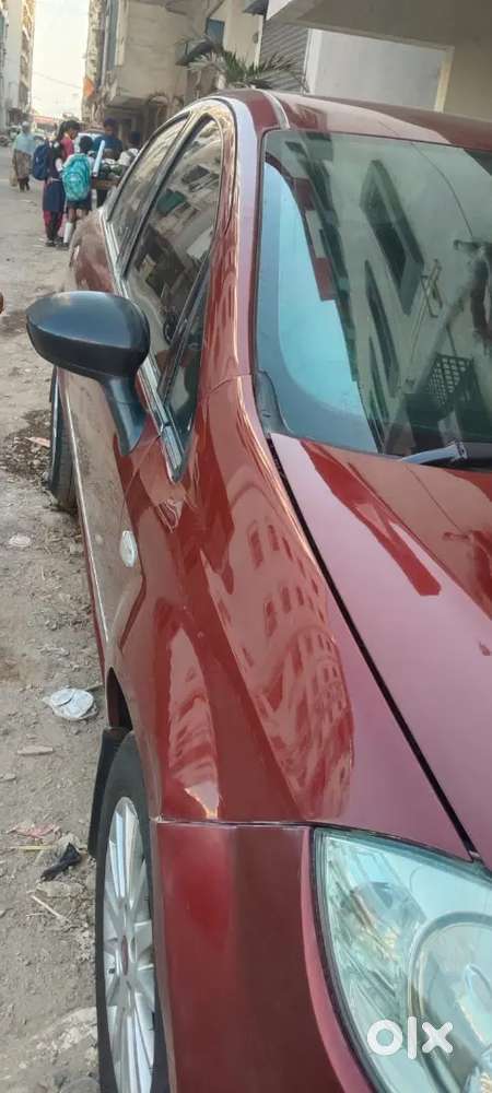 Flat Linea Model Of A Car Vehicle