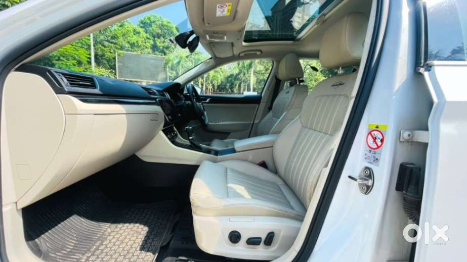 Skoda Superb 2.0 L&k Tsi At, 2021, Petrol
