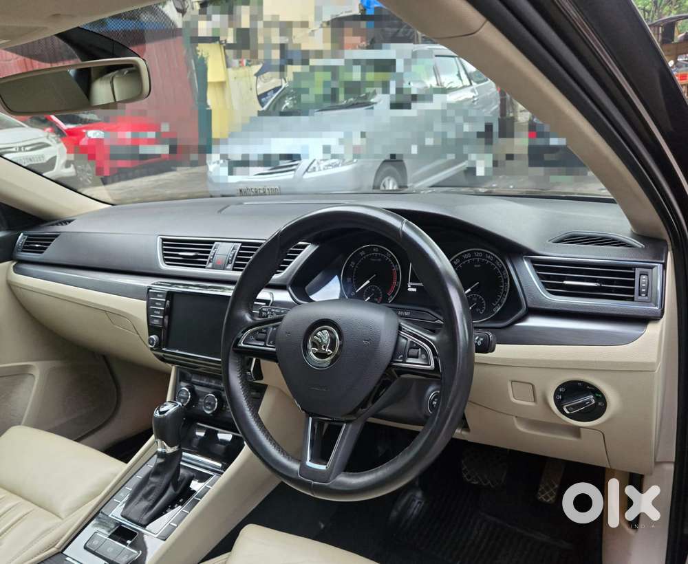 Skoda Superb [ ] 1.8 Style Tsi At, 2016, Petrol