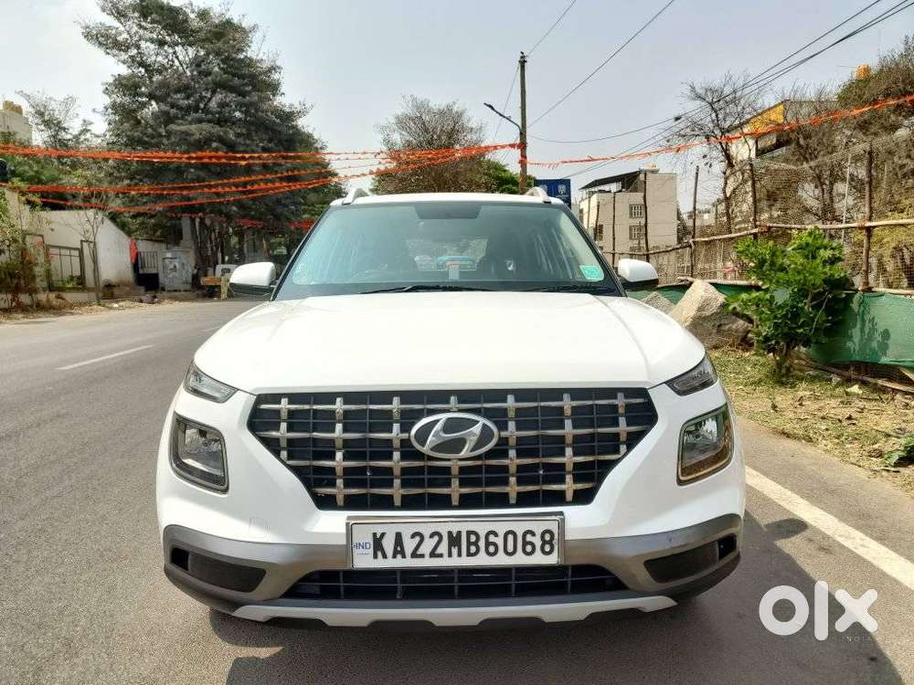 Hyundai Venue 1.2 S Plus, 2019, Petrol