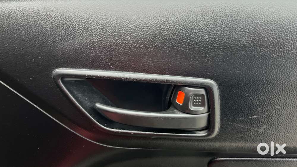 Maruti Suzuki Swift Lxi, 2018, Petrol