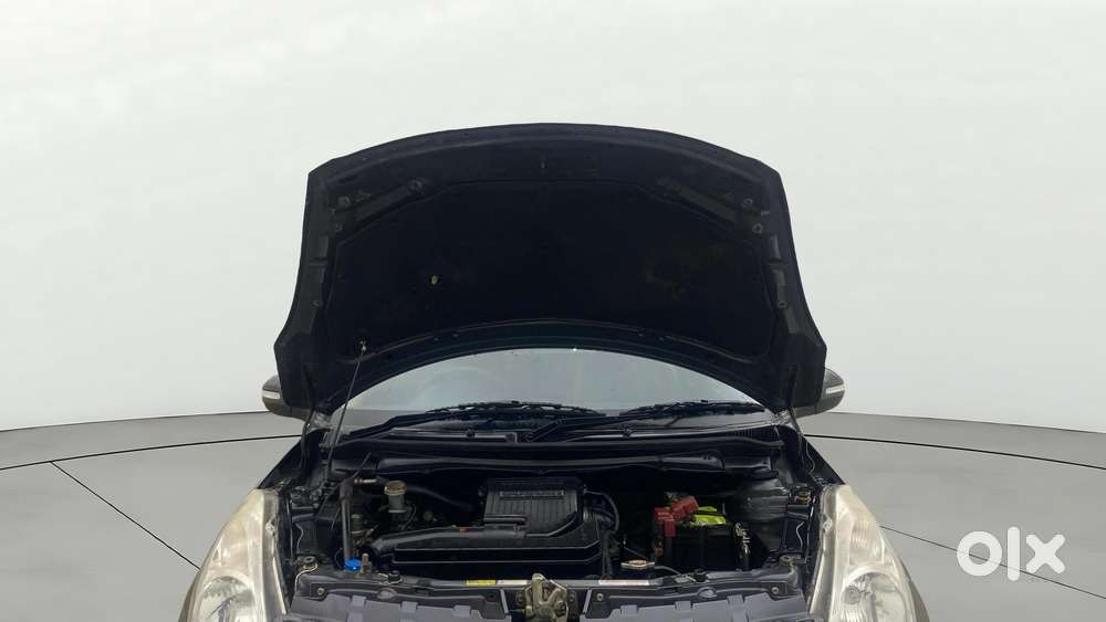 Maruti Suzuki Swift Vxi, 2015, Petrol