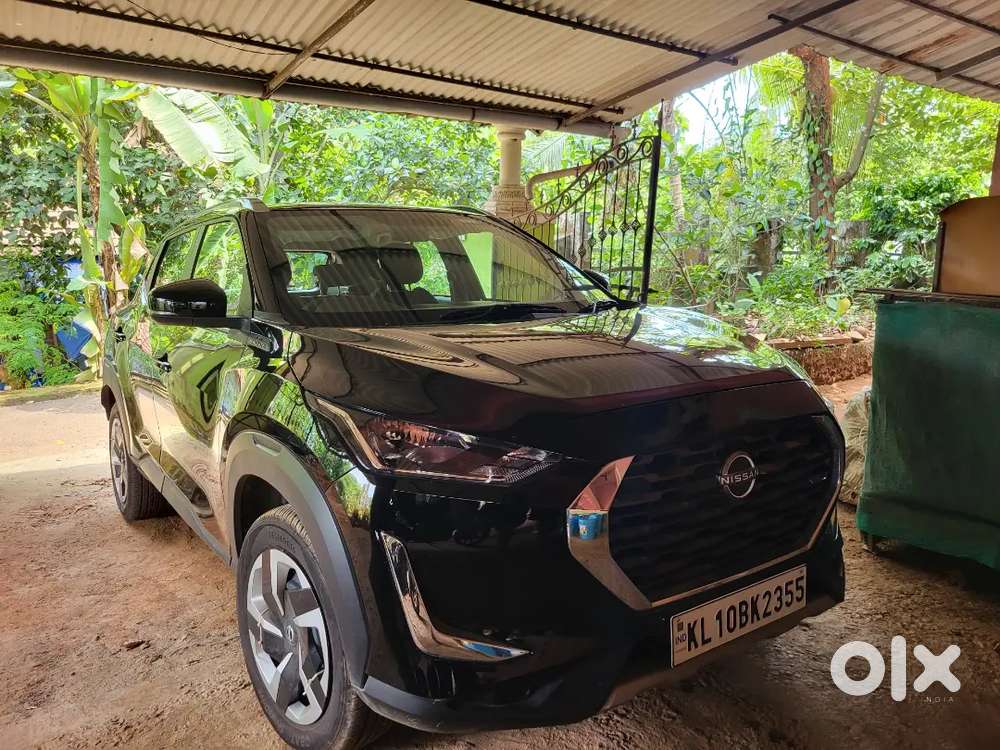 Nissan Magnite 2024 Petrol Amt 4000 Km Driven