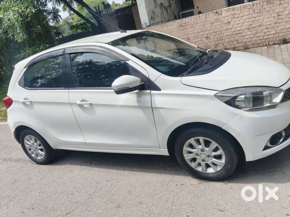 Tata Tiago 1.05 Revotorq Xz Plus, 2018, Petrol