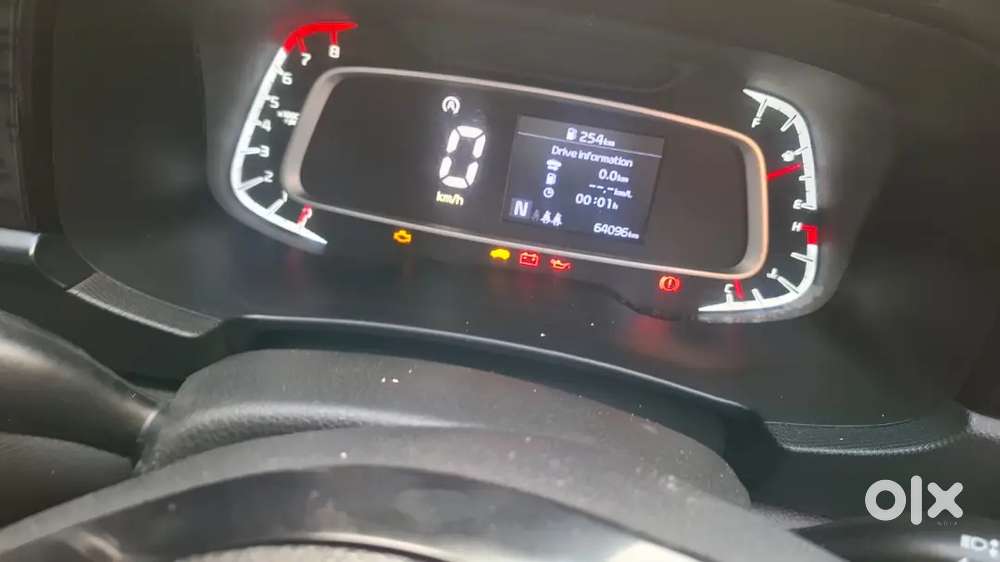 Kia Sonet 2023 Petrol Well Maintained