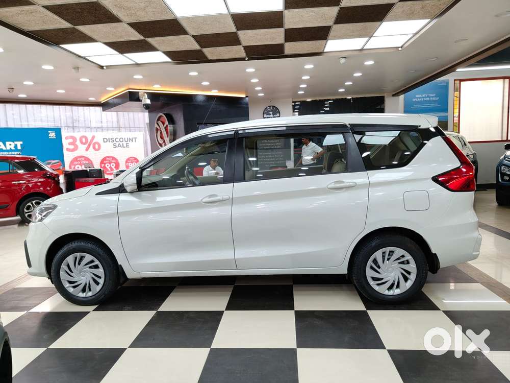 Maruti Suzuki Ertiga 1.5 Vxi, 2024, Petrol