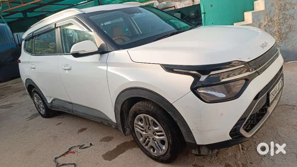 Kia Carens 2022 Petrol Good Condition