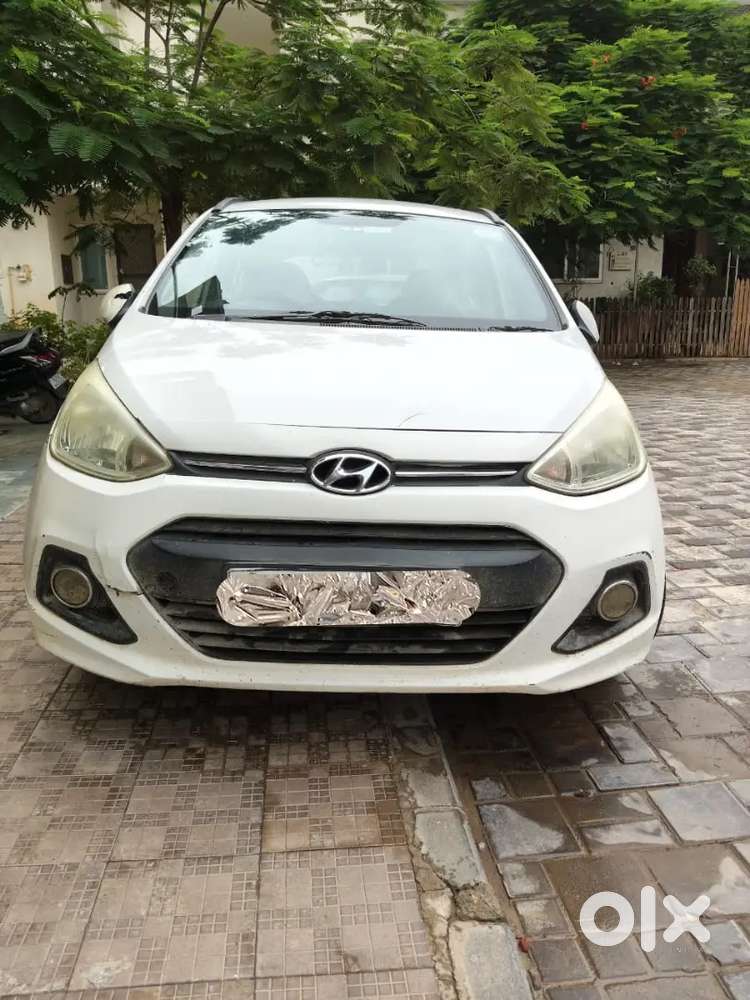 Hyundai Grand I10 Sportz 2015