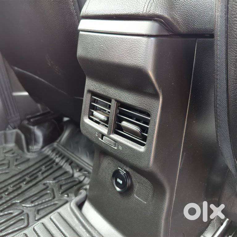 Maruti Suzuki Brezza Vxi At, 2025, Petrol