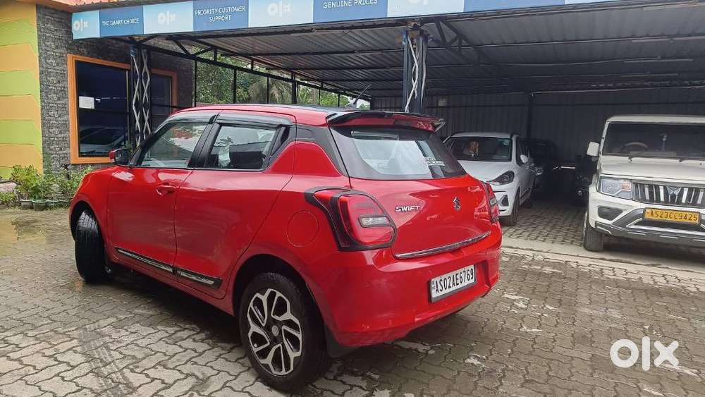 Maruti Suzuki Swift 1.2 Vxi (o), 2022, Petrol
