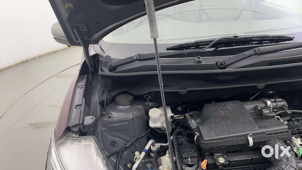 Maruti Suzuki Ertiga Zxi Plus At Shvs, 2022, Petrol