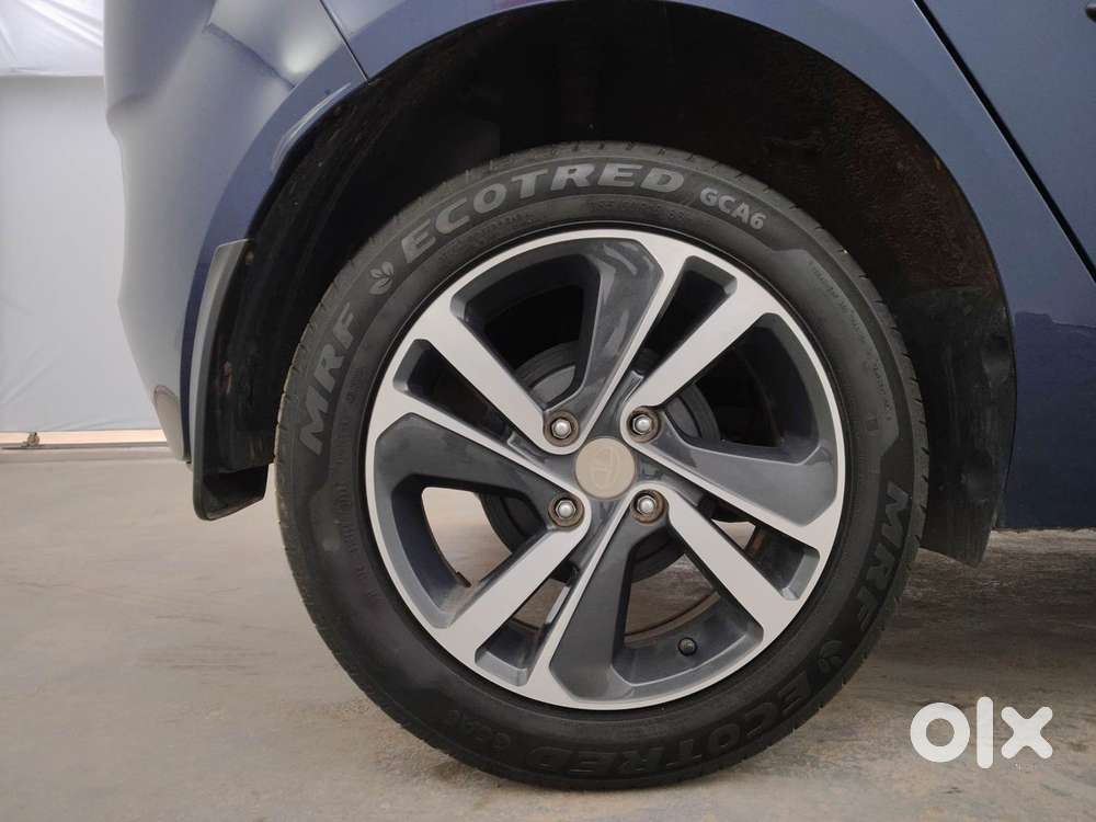 Tata Altroz Xza Plus (s), 2023, Petrol