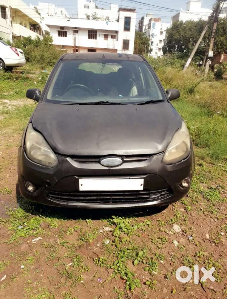 Ford Figo 2012 Petrol 98575 Km Driven